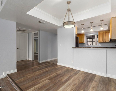 3434 W Danbury Drive - Photo Thumbnail 46