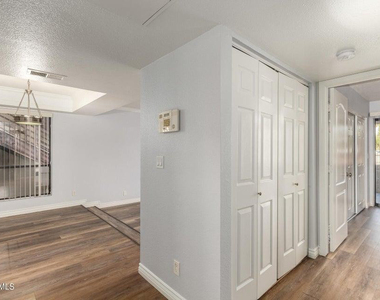 3434 W Danbury Drive - Photo Thumbnail 56