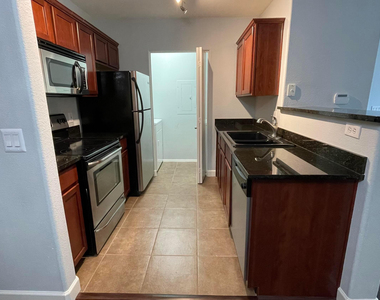 3302 N 7th Street N - Photo Thumbnail 12