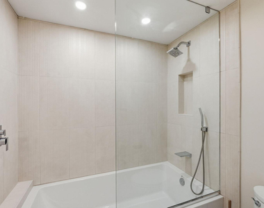 6819 E Paradise Parkway - Photo Thumbnail 29