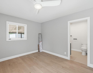 6819 E Paradise Parkway - Photo Thumbnail 20