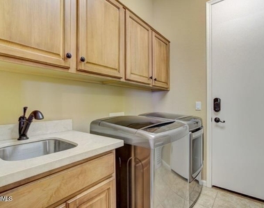 8010 E Wingspan - Photo Thumbnail 27
