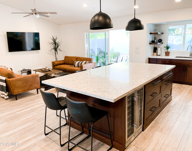 9067 E Larkspur Drive - Photo Thumbnail 4