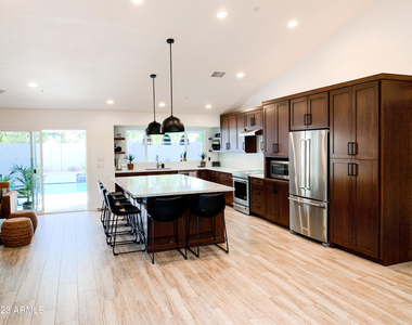 9067 E Larkspur Drive - Photo Thumbnail 1