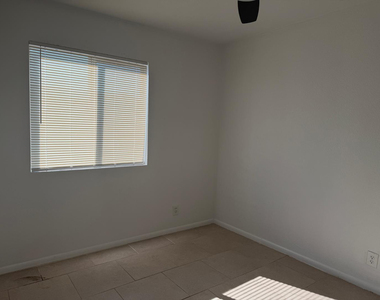 2553 E Pueblo Avenue - Photo Thumbnail 3