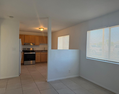 2553 E Pueblo Avenue - Photo Thumbnail 2