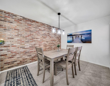 8787 E Mountain View Road - Photo Thumbnail 62