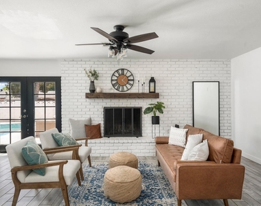 8449 E Roanoke Avenue - Photo Thumbnail 12