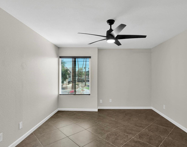7350 N Via Paseo Del Sur - Photo Thumbnail 10