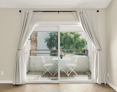 7350 N Via Paseo Del Sur - Photo Thumbnail 6