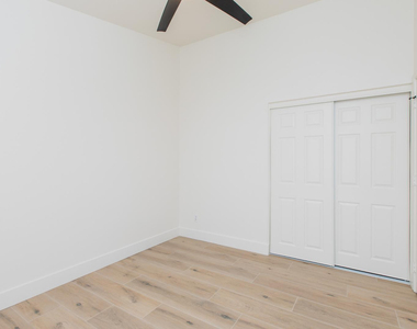 23554 N 73rd Place - Photo Thumbnail 22