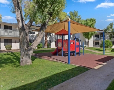 2222 W Beardsley Road - Photo Thumbnail 7