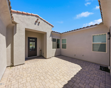 6896 E Lomas Verdes Drive - Photo Thumbnail 1