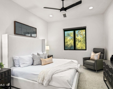 10029 E Calle De Las Brisas -- - Photo Thumbnail 50