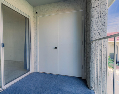 1650 N 87th Terrace - Photo Thumbnail 34