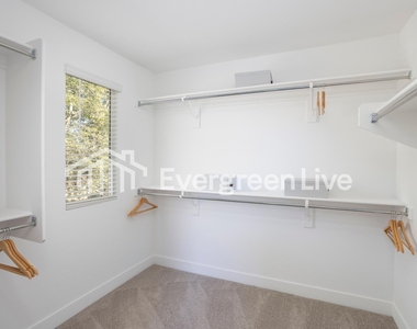 9117 N 181st Avenue - Photo Thumbnail 10