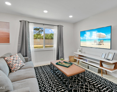 5909 N 81st Street - Photo Thumbnail 7