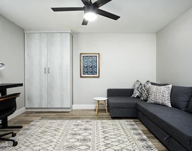 4501 N 86th Place - Photo Thumbnail 16