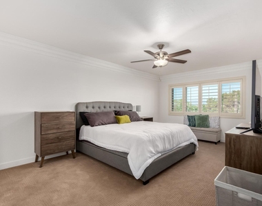 7970 E Camelback Road - Photo Thumbnail 12