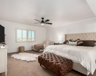 7970 E Camelback Road - Photo Thumbnail 36