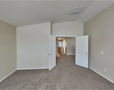 25549 W Whyman Street - Photo Thumbnail 11