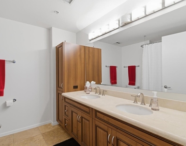 7137 E Rancho Vista Drive - Photo Thumbnail 15