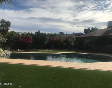 3924 E Yucca - Photo Thumbnail 12