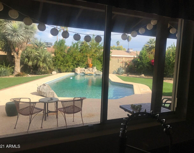 3924 E Yucca - Photo Thumbnail 5