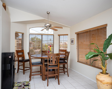 707 W Baylor Lane - Photo Thumbnail 20
