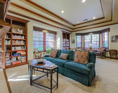14950 W Mountain View Boulevard - Photo Thumbnail 20