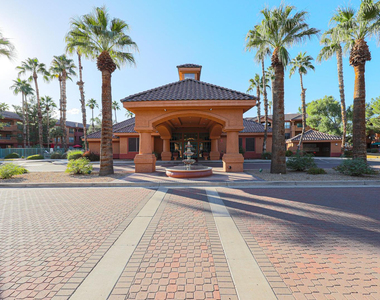14950 W Mountain View Boulevard - Photo Thumbnail 28