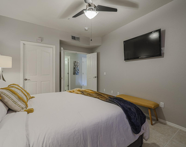 14950 W Mountain View Boulevard - Photo Thumbnail 26