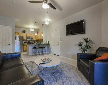 14950 W Mountain View Boulevard - Photo Thumbnail 2