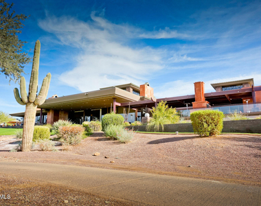 42121 N Anthem Creek Drive - Photo Thumbnail 28