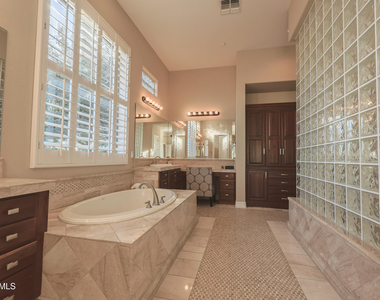 42121 N Anthem Creek Drive - Photo Thumbnail 4