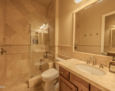 42121 N Anthem Creek Drive - Photo Thumbnail 16