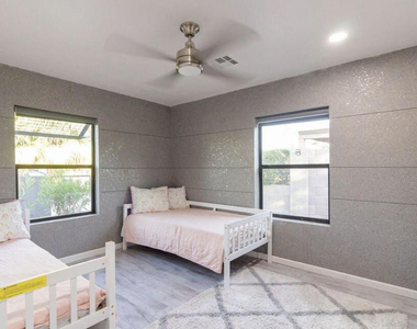 4214 N 20th Street - Photo Thumbnail 13