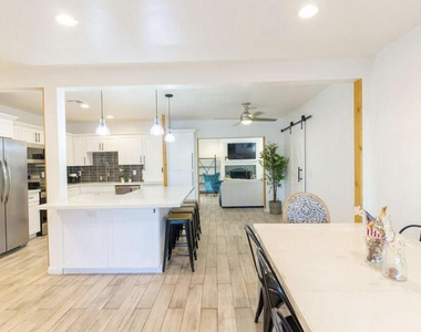 4214 N 20th Street - Photo Thumbnail 25