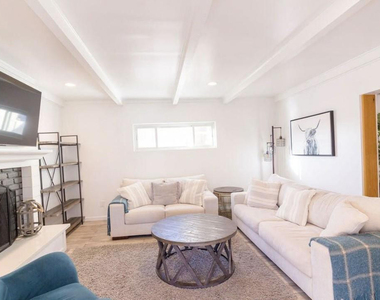 4214 N 20th Street - Photo Thumbnail 8