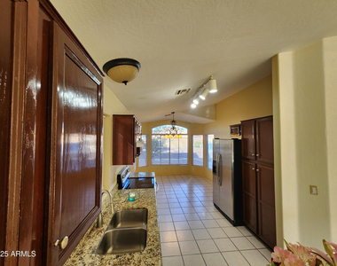 19417 N 7th Drive - Photo Thumbnail 9