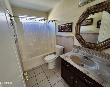 19417 N 7th Drive - Photo Thumbnail 13