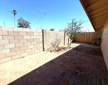 15841 N Sunny Lane - Photo Thumbnail 20