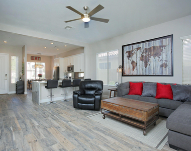7707 E Phantom Way - Photo Thumbnail 10