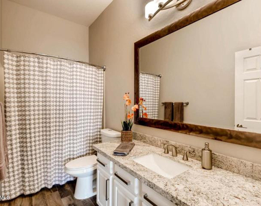 7863 E Nestling Way - Photo Thumbnail 14