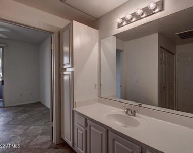 7009 E Acoma Drive - Photo Thumbnail 9
