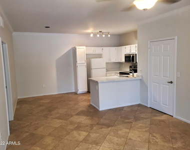 7009 E Acoma Drive - Photo Thumbnail 6