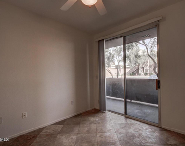 7009 E Acoma Drive - Photo Thumbnail 15