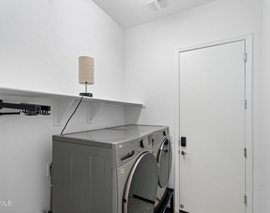 10812 E Tesla Avenue - Photo Thumbnail 41
