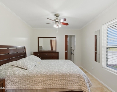 4613 E Vernon Avenue - Photo Thumbnail 16