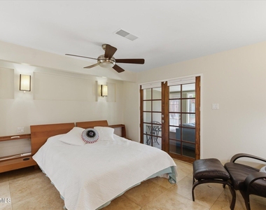 4613 E Vernon Avenue - Photo Thumbnail 11